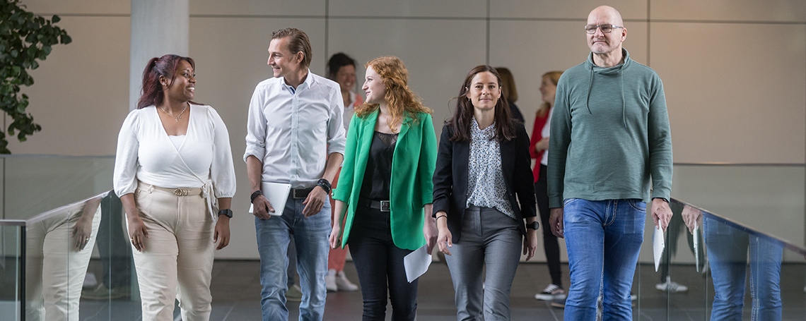 Mitarbeiter*in im Departmentoffice Angewandte Sozialwissenschaften, 3. Bild